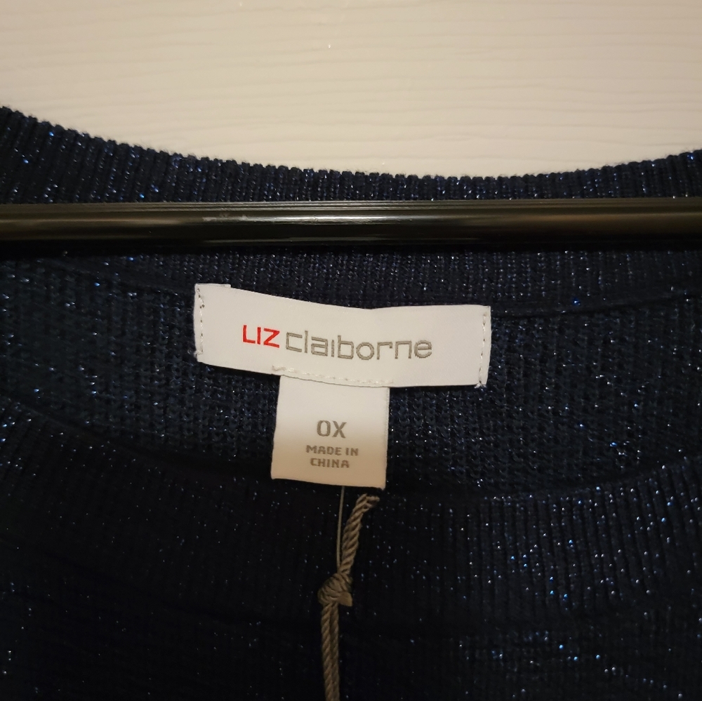 Liz Claiborne Sweater-Brand new with tags - Picture 2 of 4